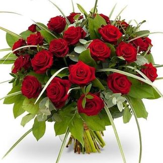 25 red roses with greenery | Flower Delivery Miass